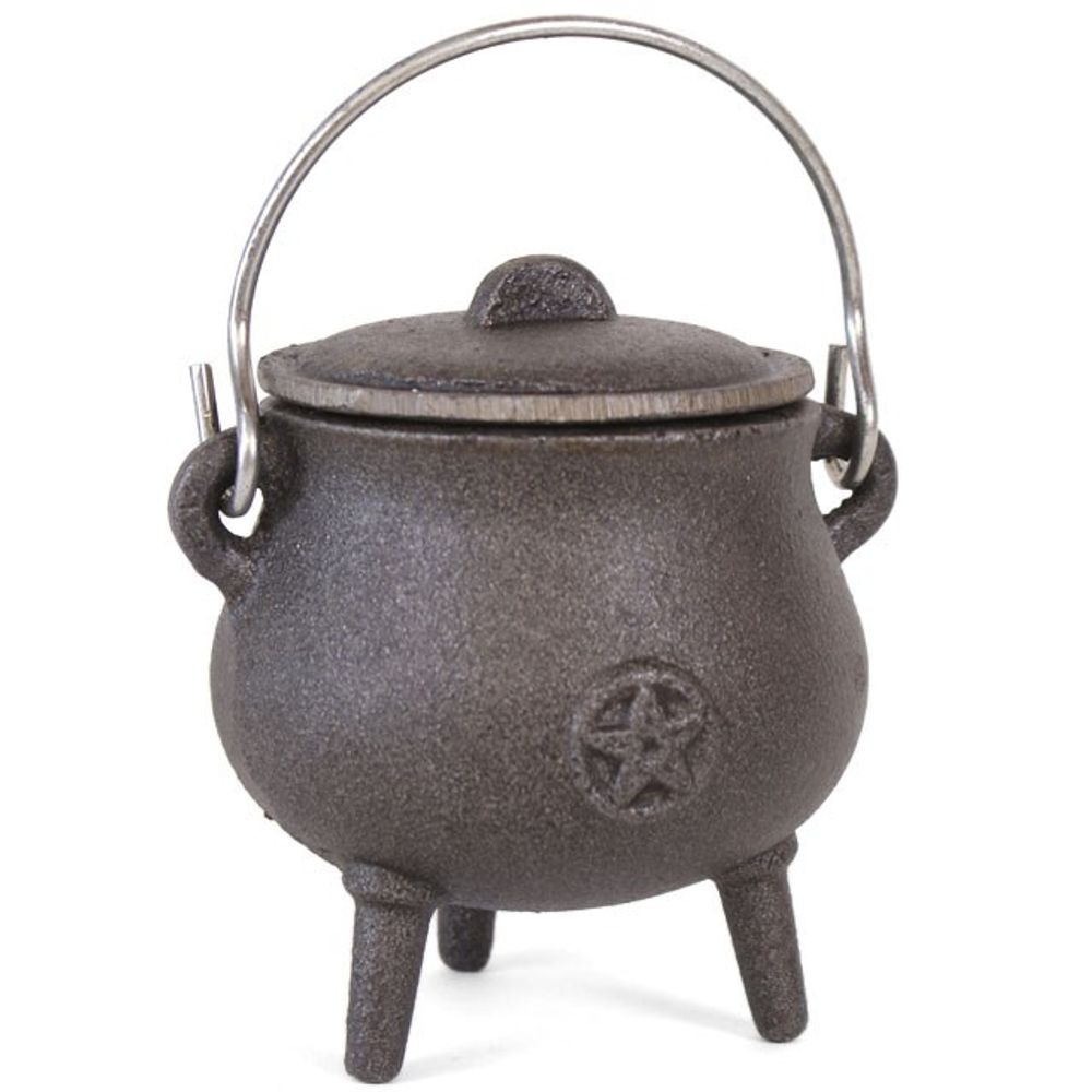 Small Gothic Wiccan Cauldron: 7cm Cast Iron with Pentagram Symbol - Embrace Mystical Potions and Rituals